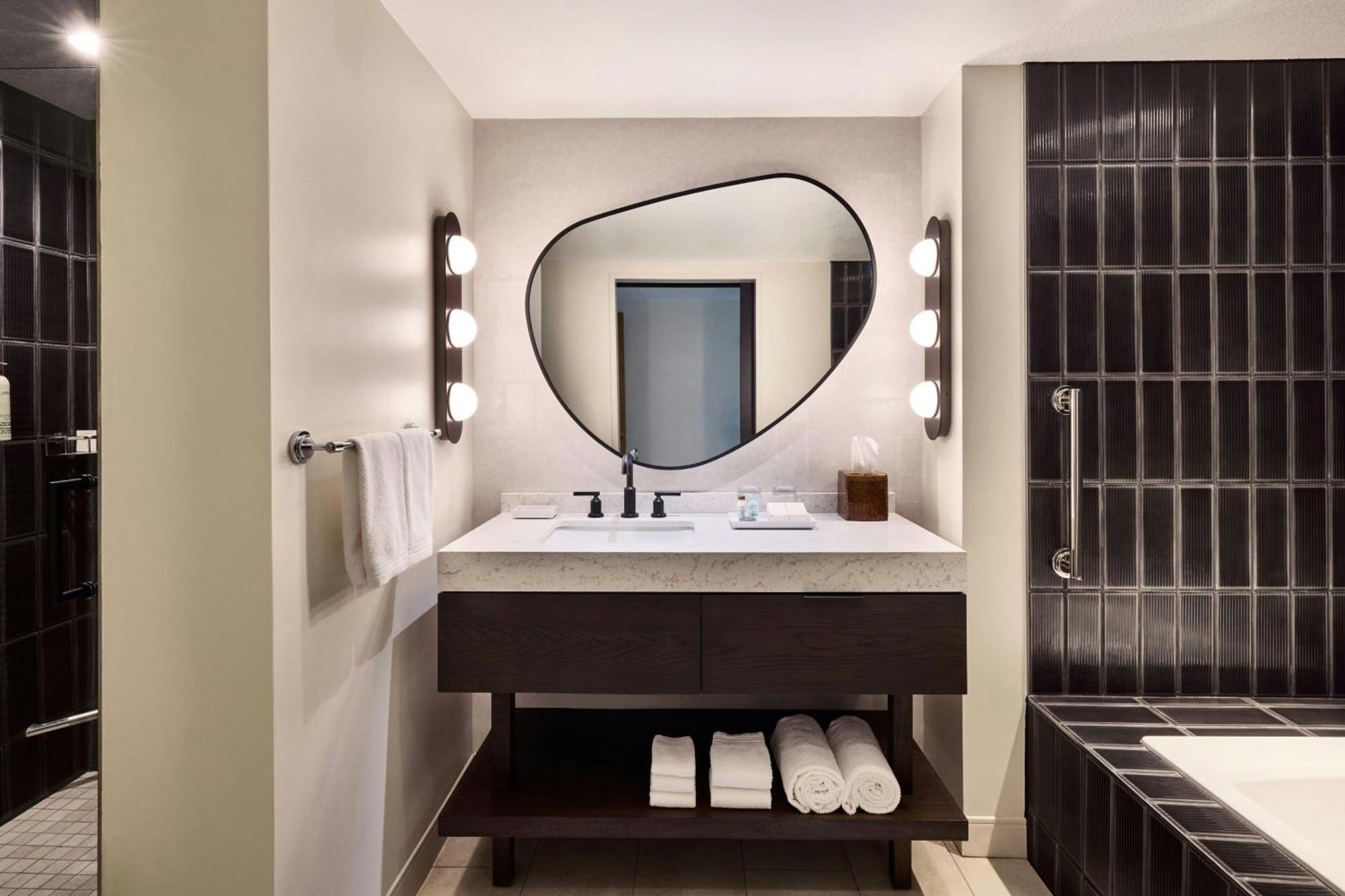 Renaissance Phoenix Glendale Hotel & Conference Center מראה חיצוני תמונה
